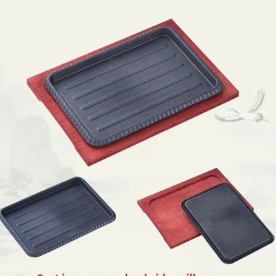 Manufacturers Cookware Bbq Griddle Plate Cast Iron Square Grill With Wooden Base